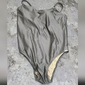 Lori Coulter true style is sizeless swimsuit